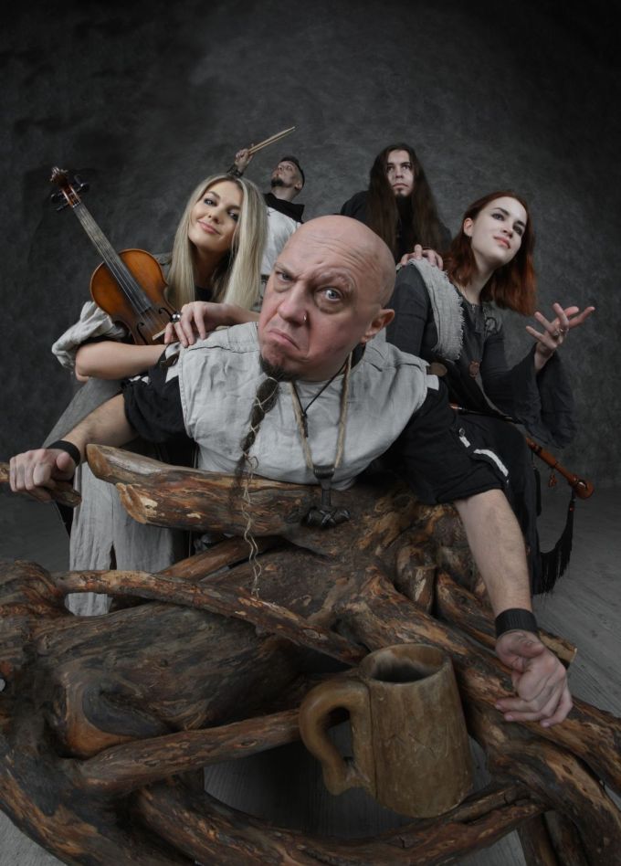 Тролль Гнёт Ель