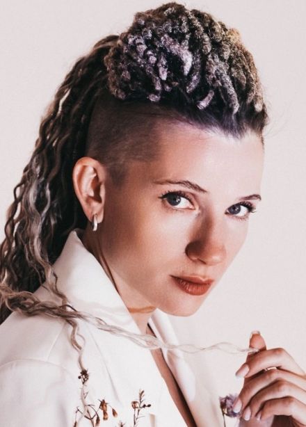 Моноспектакль «Когда воздух пронзают бабочки»